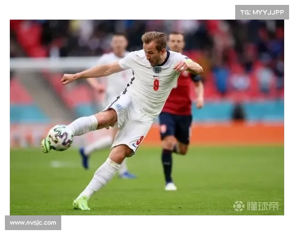 哈里凯恩从英格兰新星到足球传奇的成长与辉煌之路